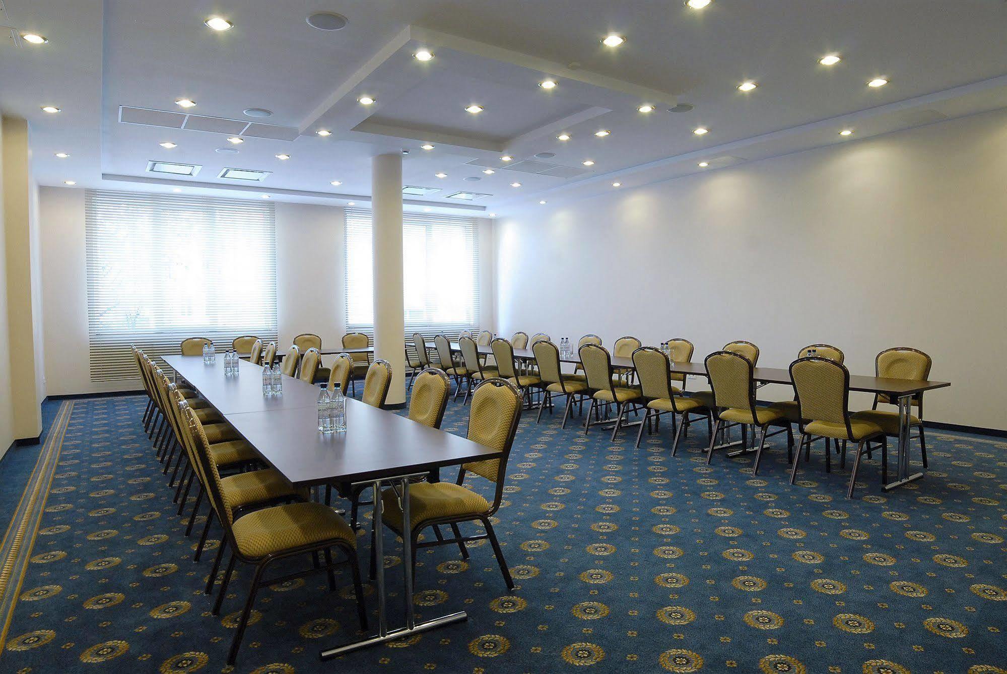 Ambasador Centrum Lodz  Exterior photo
